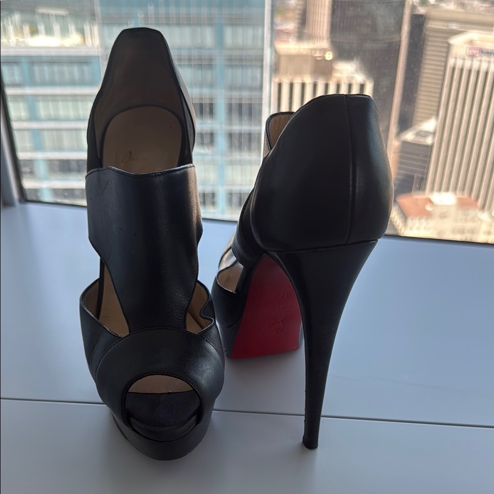 Christian Louboutin Platform Elegant Black Women's Heels